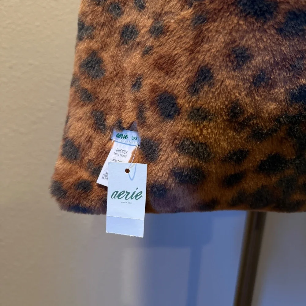 Aerie Leopard Print Faux Fur Scarf Ultra Soft Cozy Warm Women‎ One Size